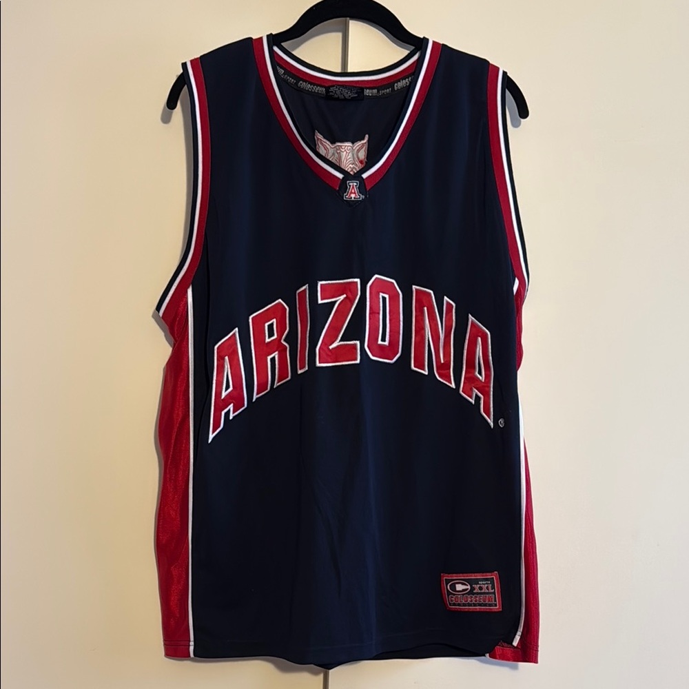 Arizona Wildcats Basketball Jersey - #22 - Size XL